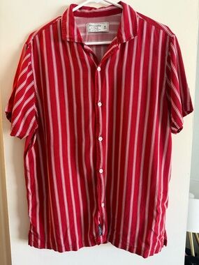 Abercrombie & Fitch Shirt Mens Medium Red Stripe Button Up Short Sleeve Casual